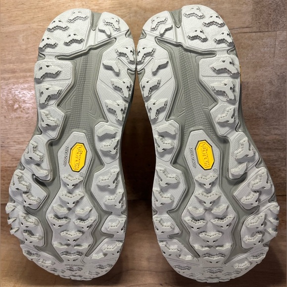 NEW Hoka One One SpeedGoat 6 Womens Size 8.5 Trail Running Shoes Oyster Mushroom - Picture 10 of 13